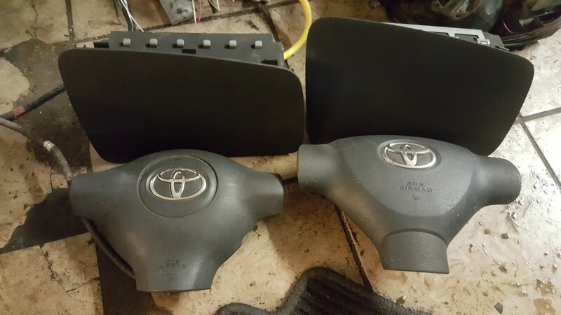 Photo 5 - Toyota Yaris I 1.3i AUTOMAT 2004 y parts