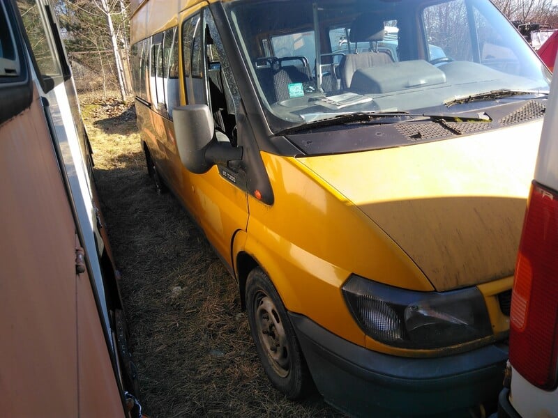 Photo 4 - Ford Transit 2002 y parts