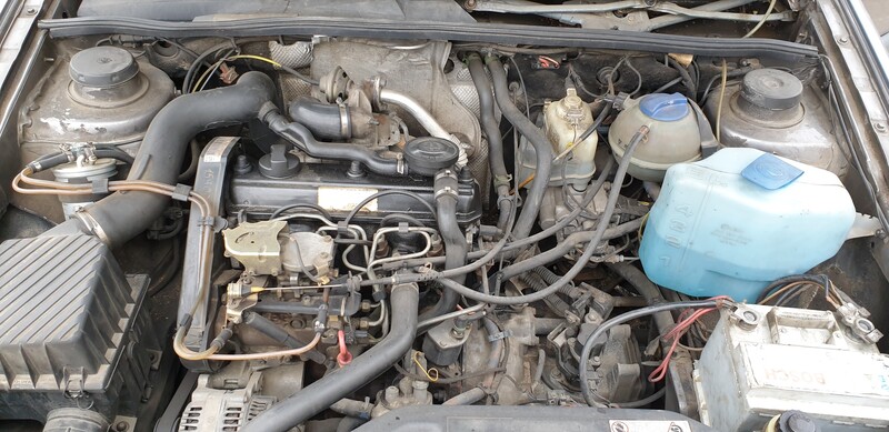 Photo 6 - Volkswagen Passat B3 55 kW 1993 y parts