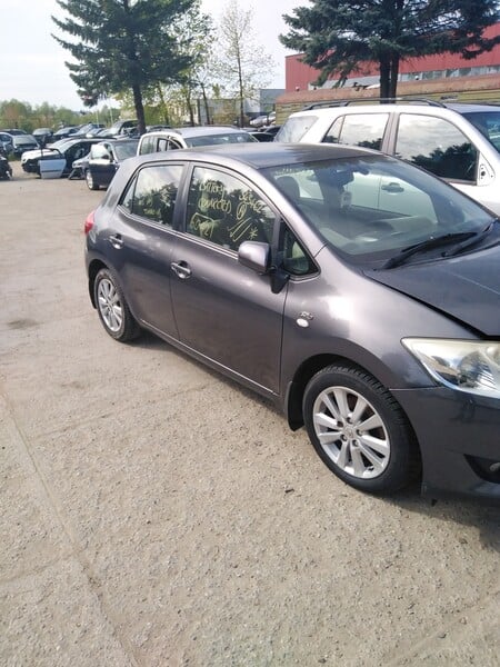 Nuotrauka 2 - Toyota Auris I 2007 m dalys