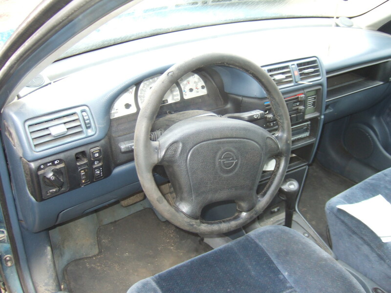 Photo 3 - Opel Vectra A 1994 y parts