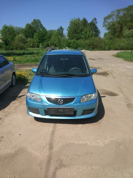 Photo 2 - Mazda Premacy 2003 y parts