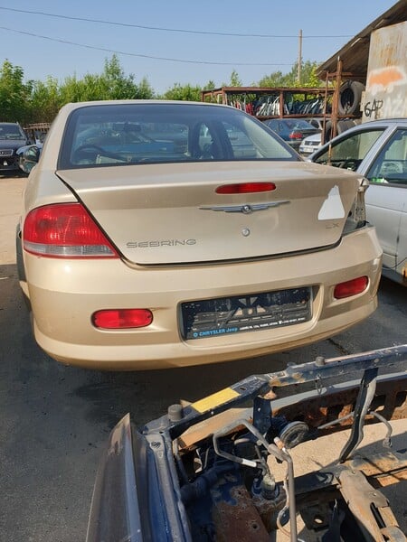 Photo 3 - Chrysler Sebring 2001 y parts