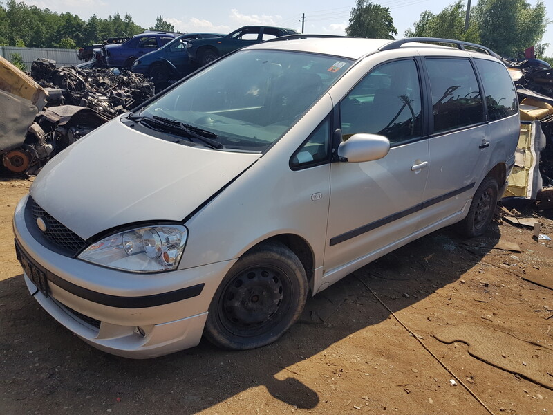 Photo 3 - Ford Galaxy 2002 y parts