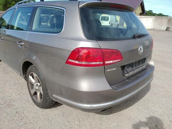 Photo 4 - Volkswagen Passat B7 2012 y parts