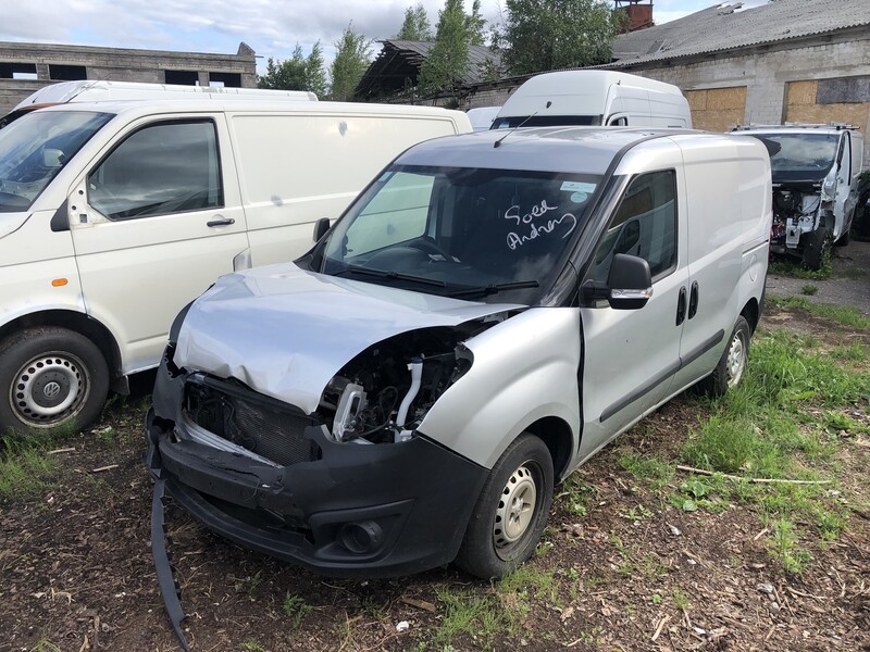 Photo 4 - Opel Combo 2014 y parts