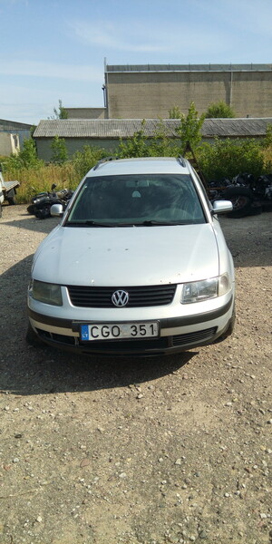 Фотография 1 - Volkswagen Passat 1999 г запчясти