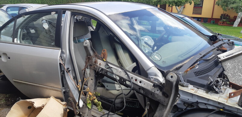 Photo 2 - Hyundai Sonata 2007 y parts