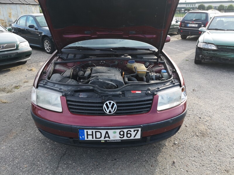 Фотография 2 - Volkswagen Passat 2000 г запчясти