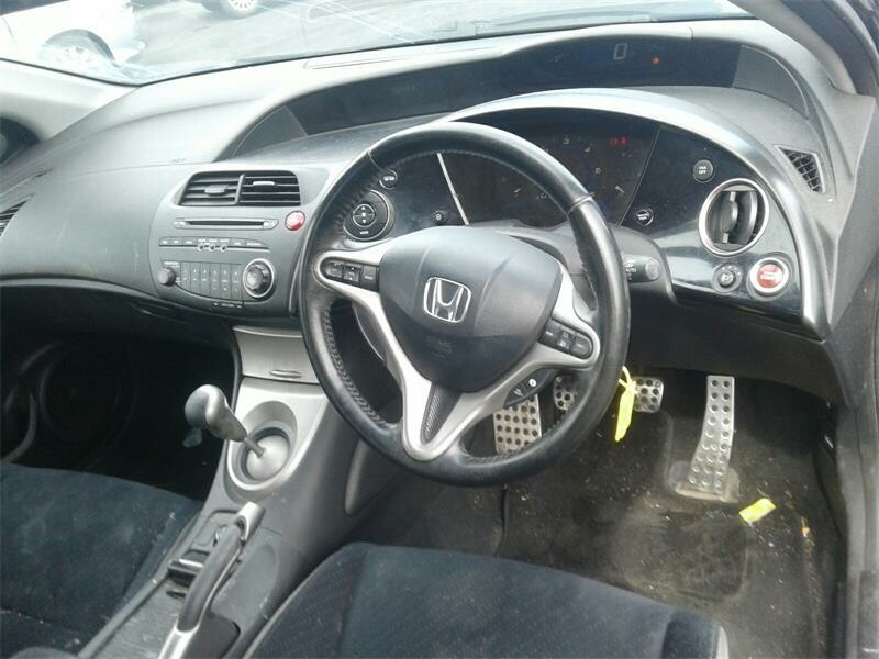 Photo 5 - Honda Civic VIII I-CTDI 2007 y parts