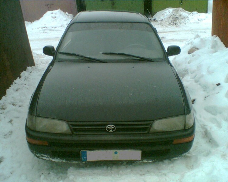 Photo 2 - Toyota Corolla SERIA E10 1995 y parts