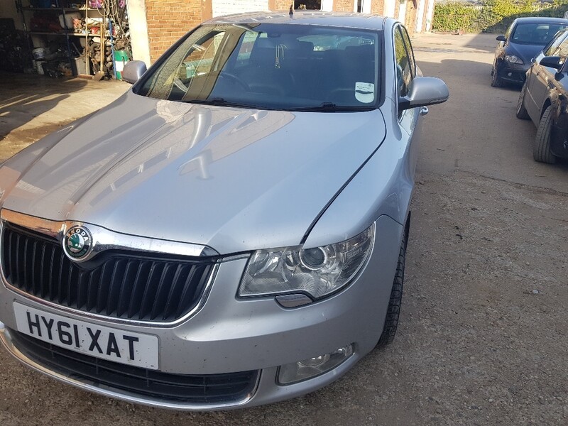 Nuotrauka 2 - Skoda Superb II 2011 m dalys