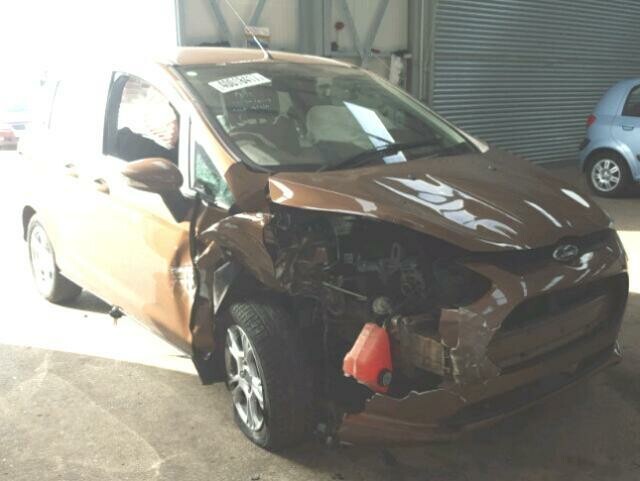 Photo 2 - Ford B-Max 2013 y parts