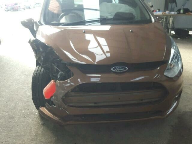 Photo 5 - Ford B-Max 2013 y parts