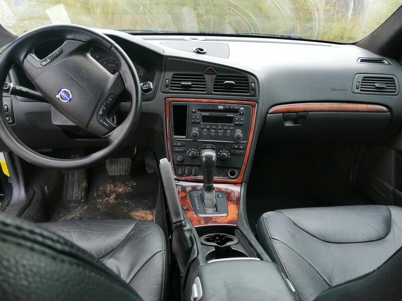 Photo 7 - Volvo V70 2007 y parts