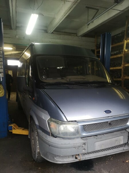 Photo 1 - Ford Transit 2005 y parts