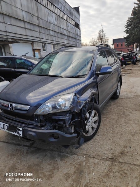 Photo 3 - Honda Cr-V 2009 y parts