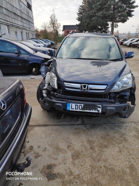 Photo 4 - Honda Cr-V 2009 y parts