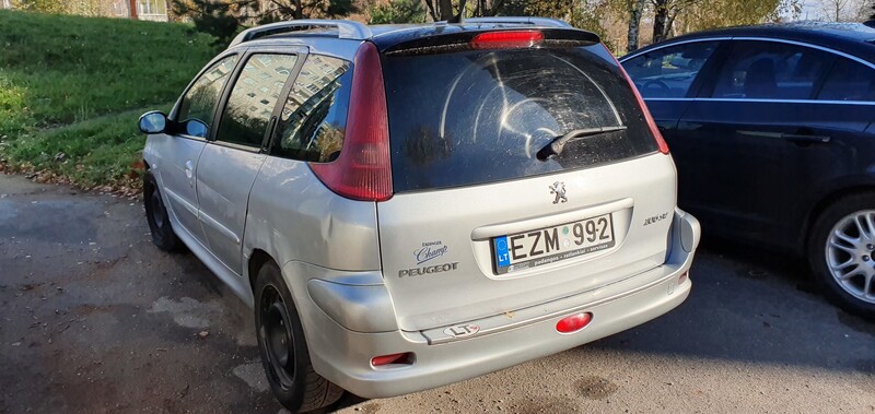 Photo 3 - Peugeot 206 1.6 HDI 2005 y parts