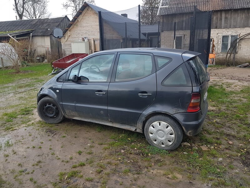 Photo 2 - Mercedes-Benz A 170 1999 y parts