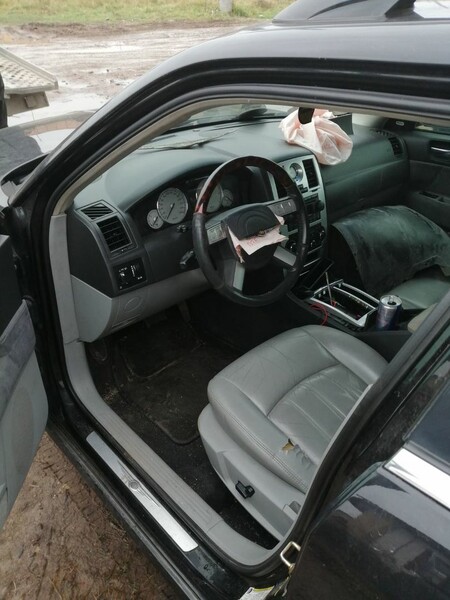Фотография 4 - Chrysler 300C 2006 г запчясти
