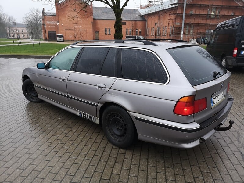 Photo 7 - Bmw 525 1997 y parts