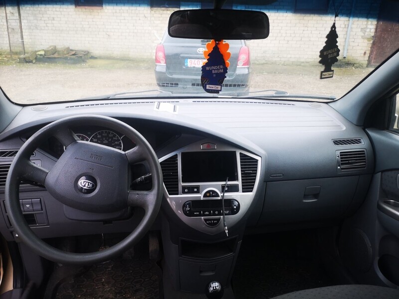 Nuotrauka 9 - Kia Carens 2004 m dalys