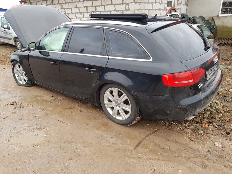 Photo 5 - Audi A4 B8 2009 y parts