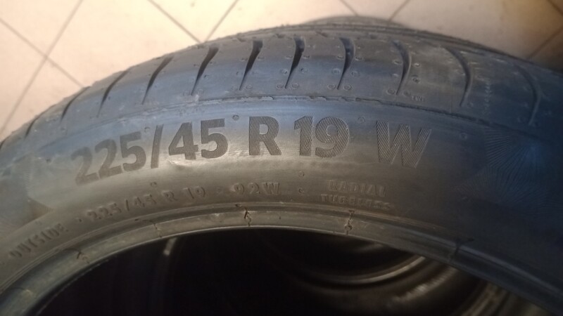 Photo 6 - Continental PremiumContact 6 SSR R19 summer tyres passanger car