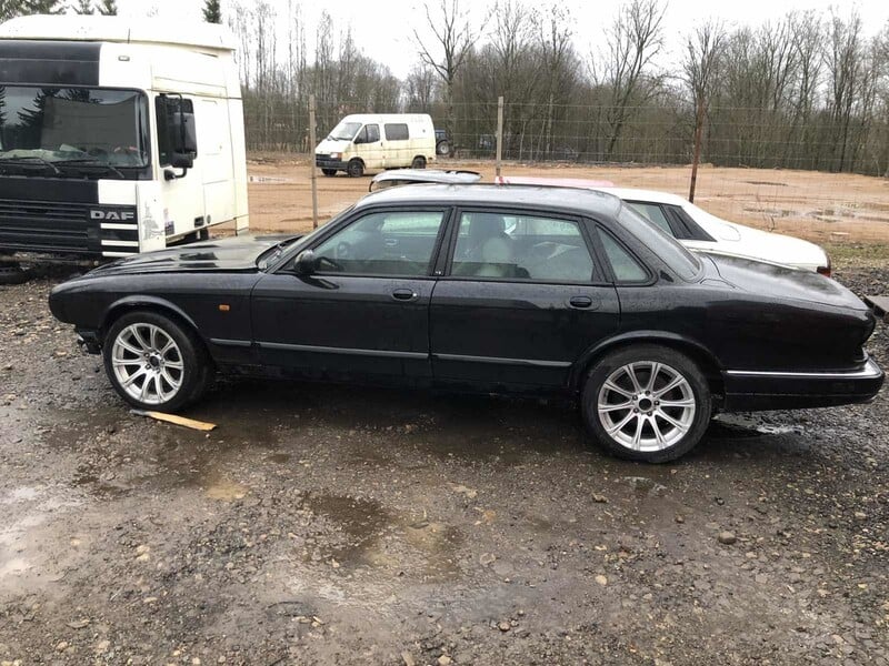 Фотография 4 - Jaguar Xj SPORT 1997 г запчясти