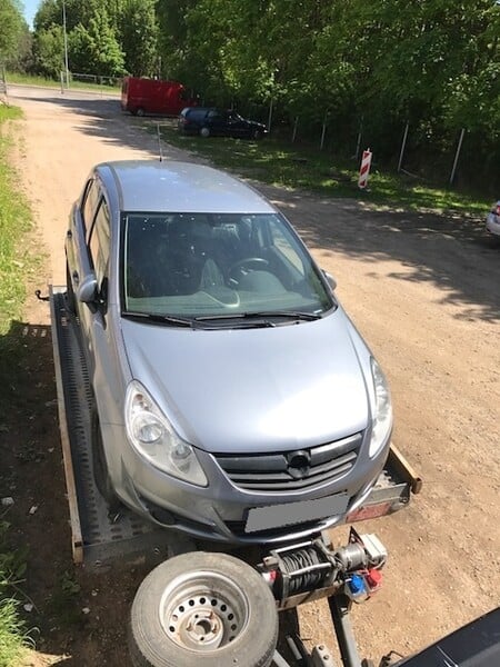 Photo 2 - Opel Corsa D 2009 y parts