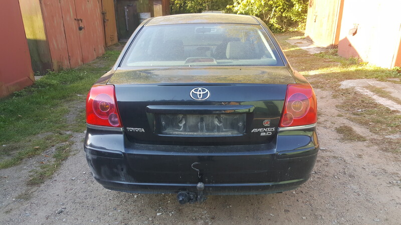 Photo 5 - Toyota Avensis II 2005 y parts