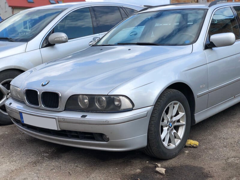 Photo 2 - Bmw 525 E39 EXCLUSIVE 2002 y parts