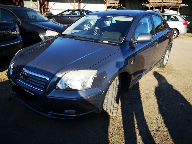 Photo 10 - Toyota Avensis II 2004 y parts