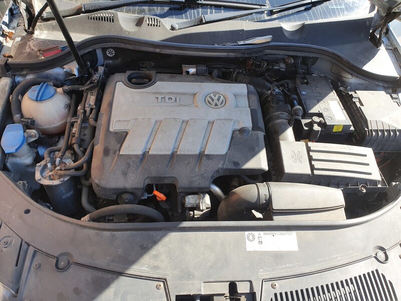 Photo 3 - Volkswagen Passat B6 2009 y parts