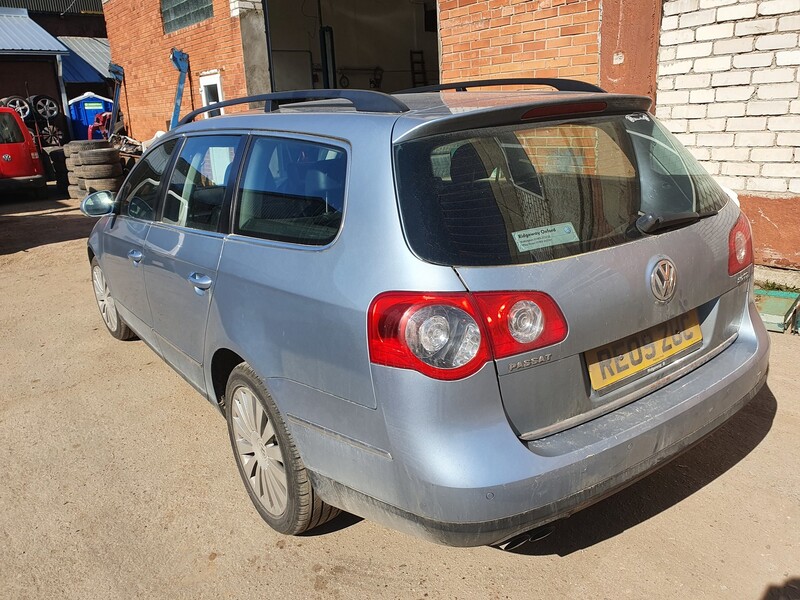 Photo 5 - Volkswagen Passat B6 2009 y parts