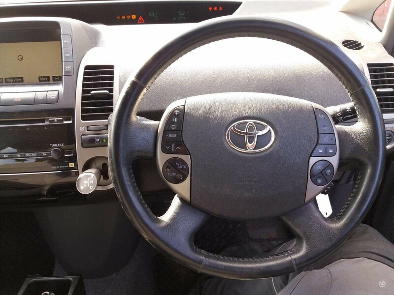 Photo 11 - Toyota Prius III (2003 - 2009) 2006 y parts