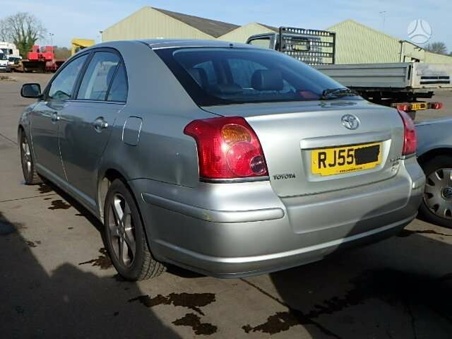 Photo 17 - Toyota Avensis 2008 y parts
