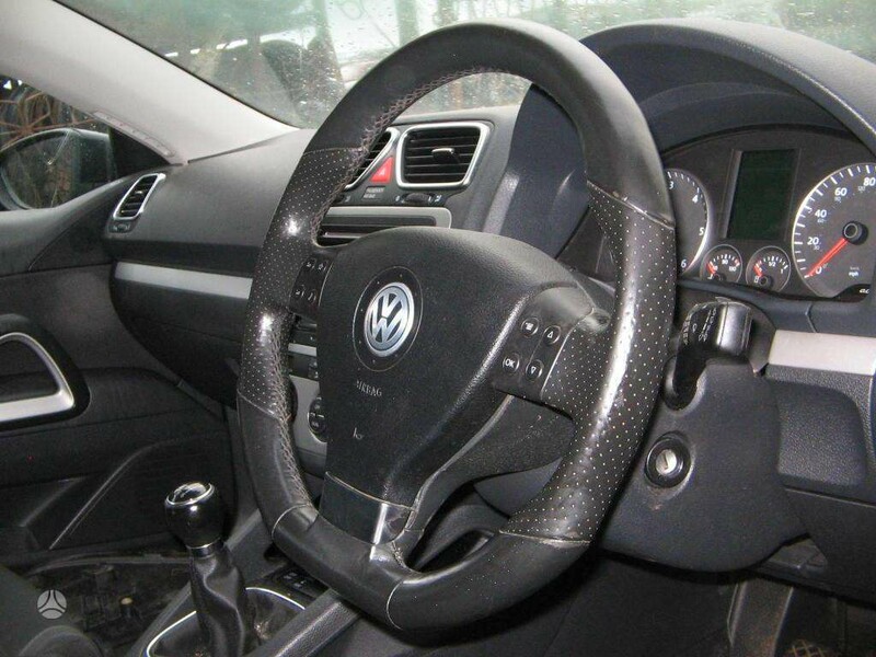 Nuotrauka 8 - Volkswagen Scirocco 2010 m dalys