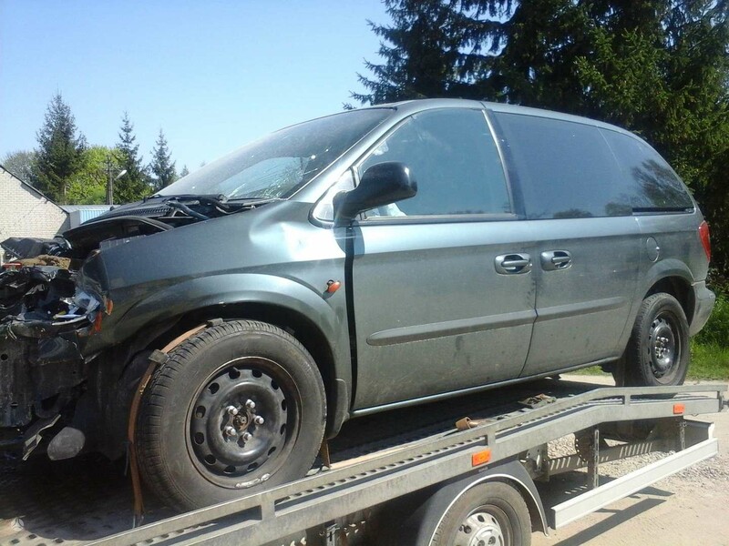 Photo 4 - Chrysler Voyager 2003 y parts