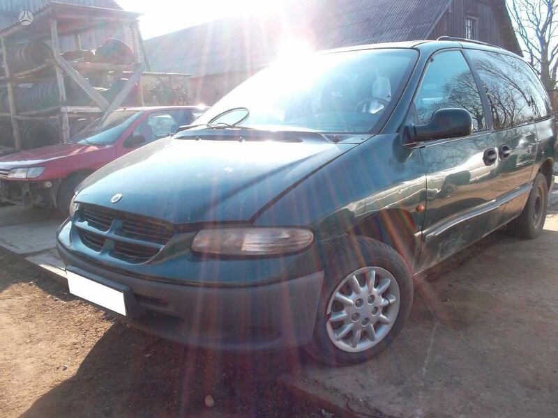 Photo 5 - Chrysler Voyager 1999 y parts
