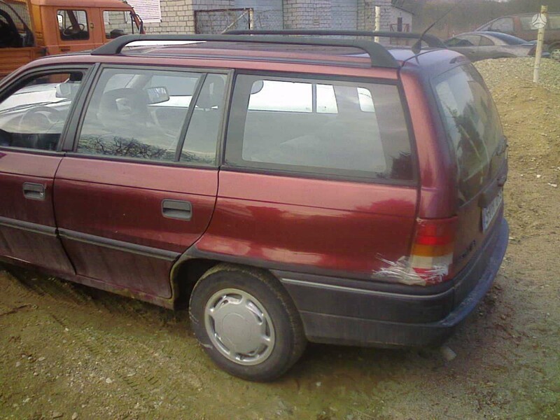 Photo 2 - Opel Astra 1994 y parts