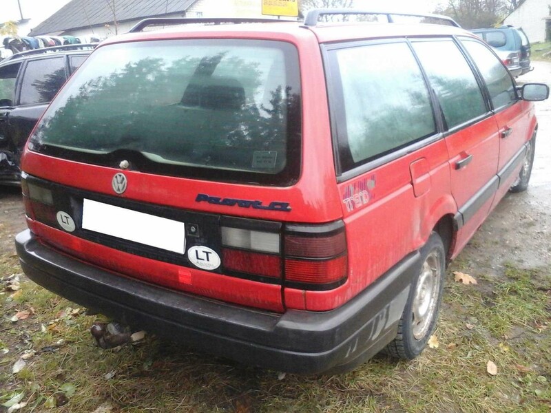 Volkswagen Passat 1991 г запчясти