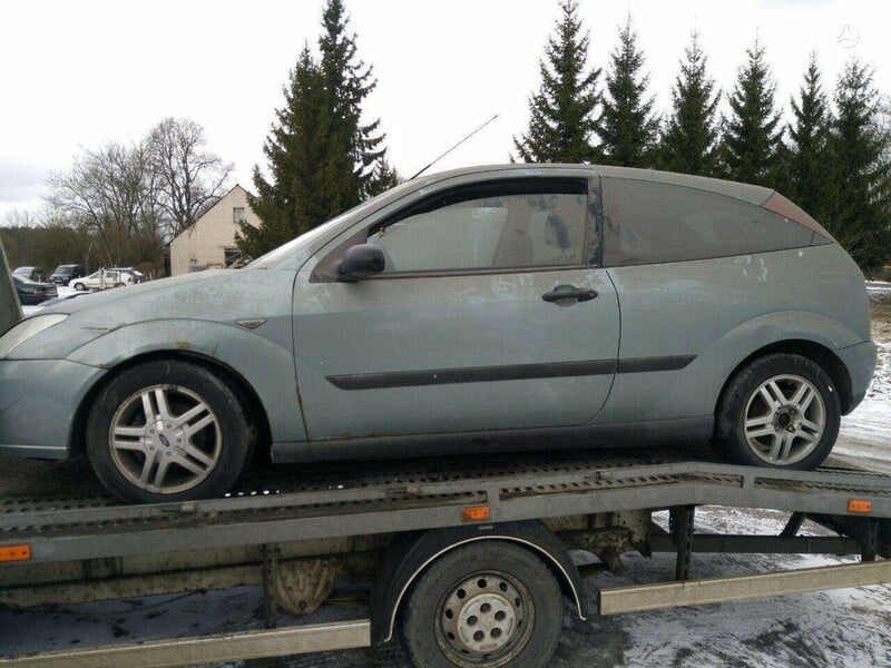 Ford Focus 1999 y parts