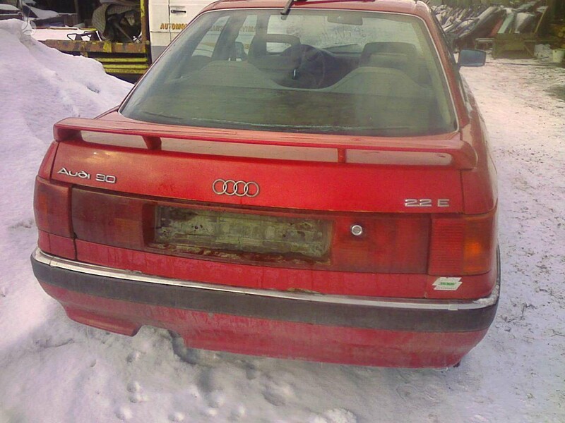 Photo 3 - Audi 90 1989 y parts