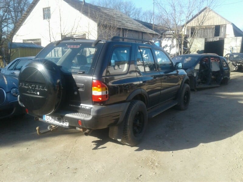 Photo 4 - Opel Frontera 1999 y parts