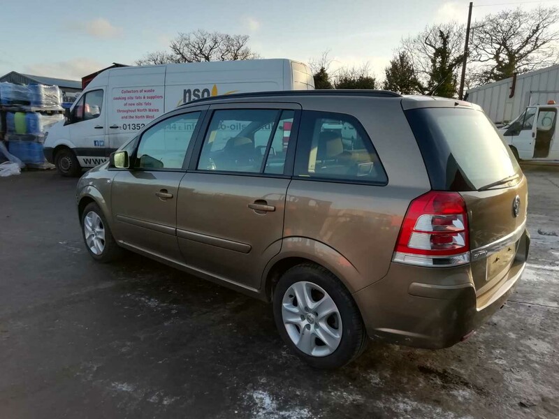 Photo 2 - Opel Zafira B 2013 y parts