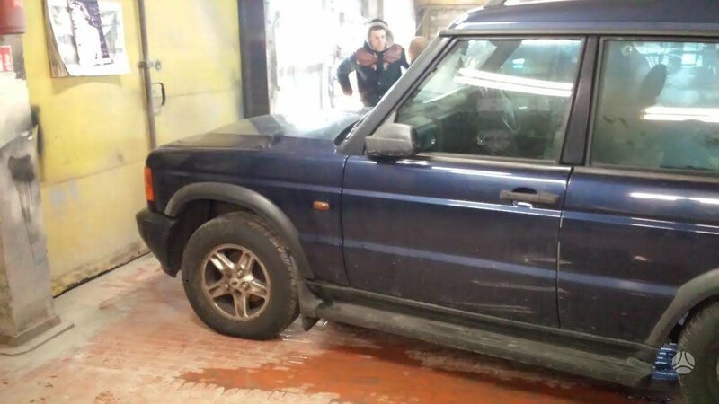 Nuotrauka 2 - Land Rover Discovery 2000 m dalys