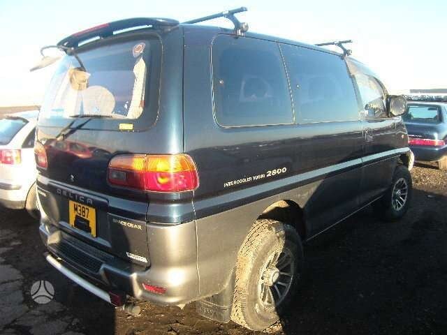 Photo 3 - Mitsubishi Space Gear 1995 y parts