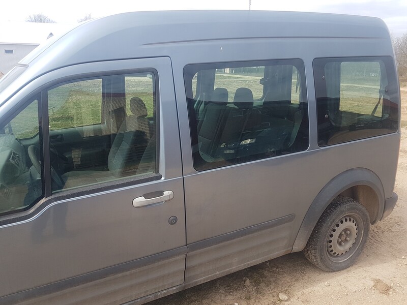 Nuotrauka 2 - Ford Connect Tourneo 2003 m dalys